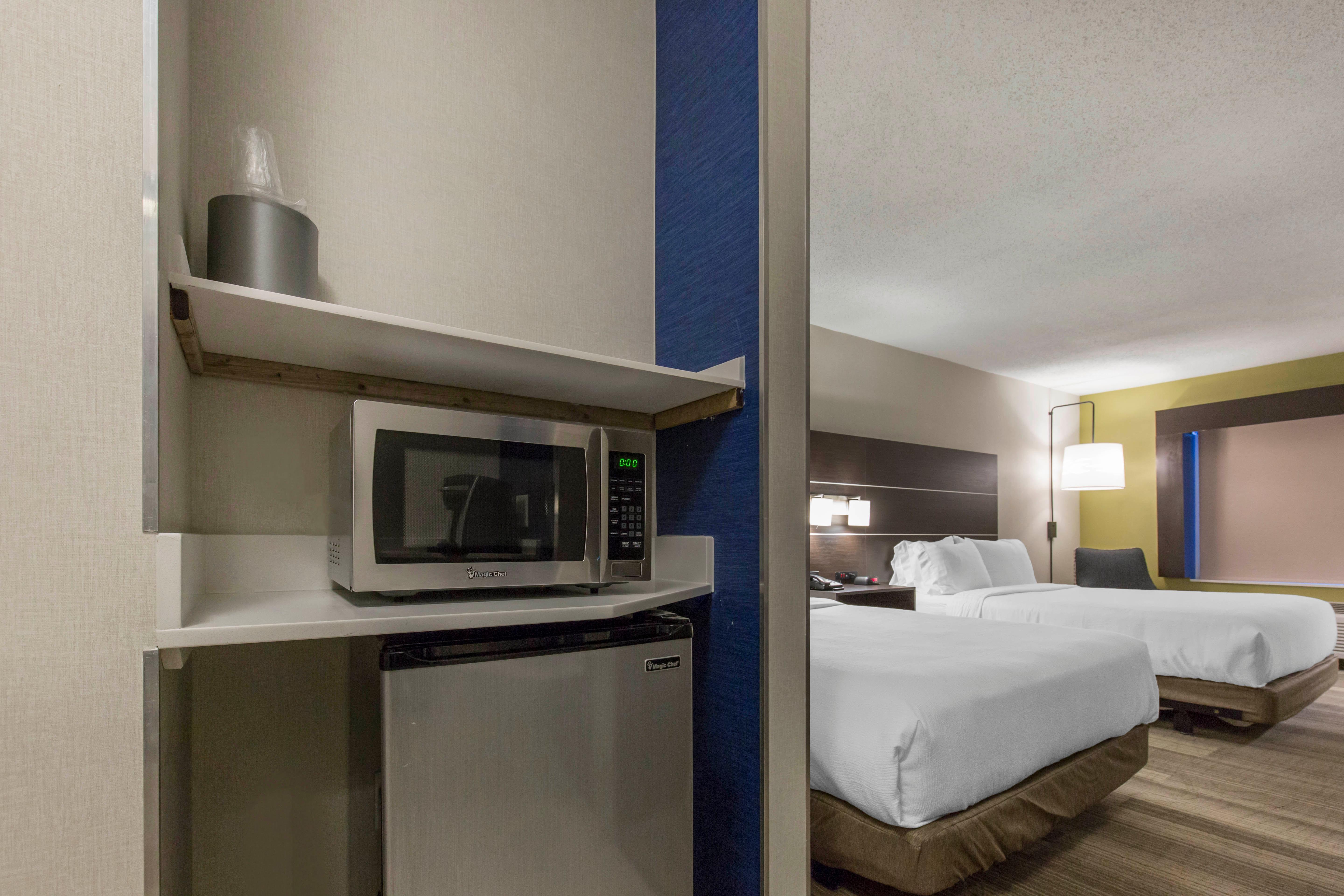 Holiday Inn Express And Suites Chicago West - St Charles, An Ihg Hotel Saint Charles Eksteriør bilde