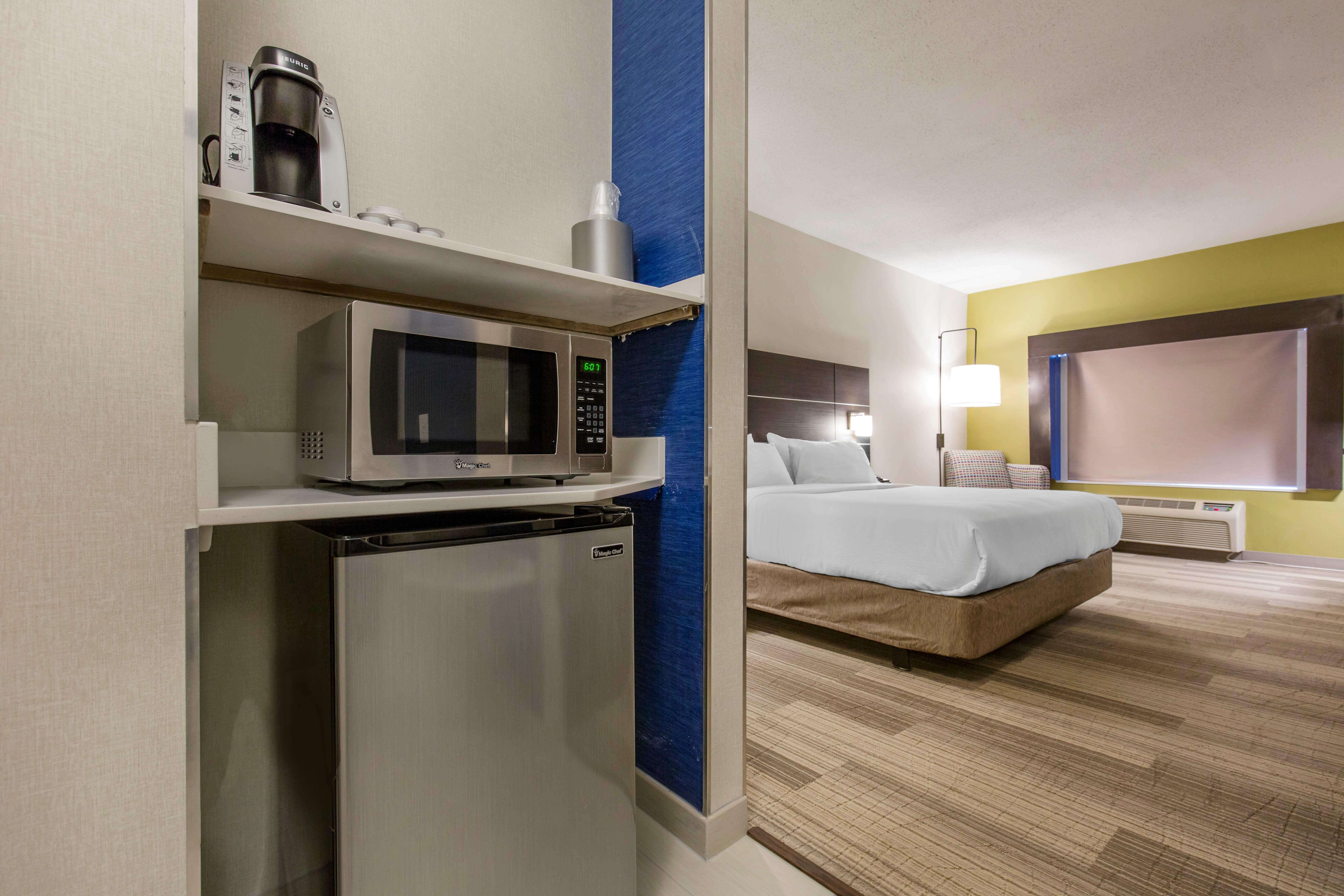 Holiday Inn Express And Suites Chicago West - St Charles By Ihg Saint Charles Eksteriør bilde